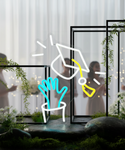 2025 Graduation Cap Neon Sign